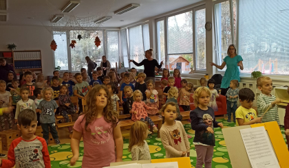 Kvinteto v MŠ &quot;Sněhurka a sedm trpaslíků&quot;