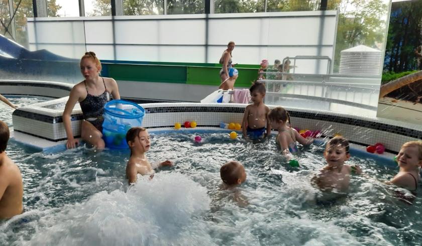 čtvrté plavání motýlků