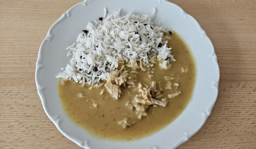 Vepřový plátek, rýže s čočkou beluga