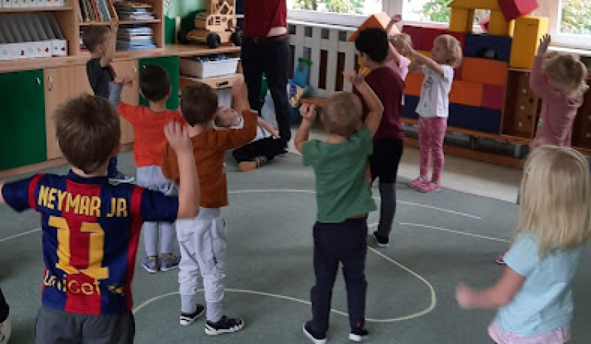 Na zahrádce ryje krtek a další radovánky